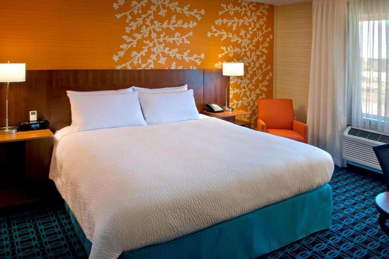 Fairfield Inn & Suites By Marriott Watertown Thousand Islands מראה חיצוני תמונה